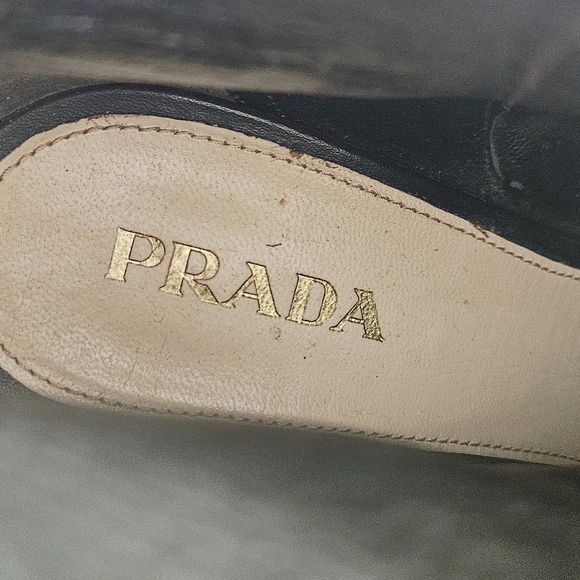 Prada Leather Pointed Toe Kitten Heel Ankle Bootie - Dark Brown Size EU 39 /US 9 - Picture 12 of 13